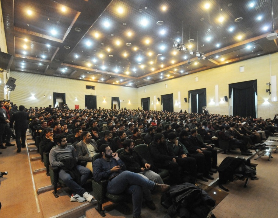 برپایی مناظره دانشجویی در گرامیداشت روز دانشجو در دانشگاه ارومیه