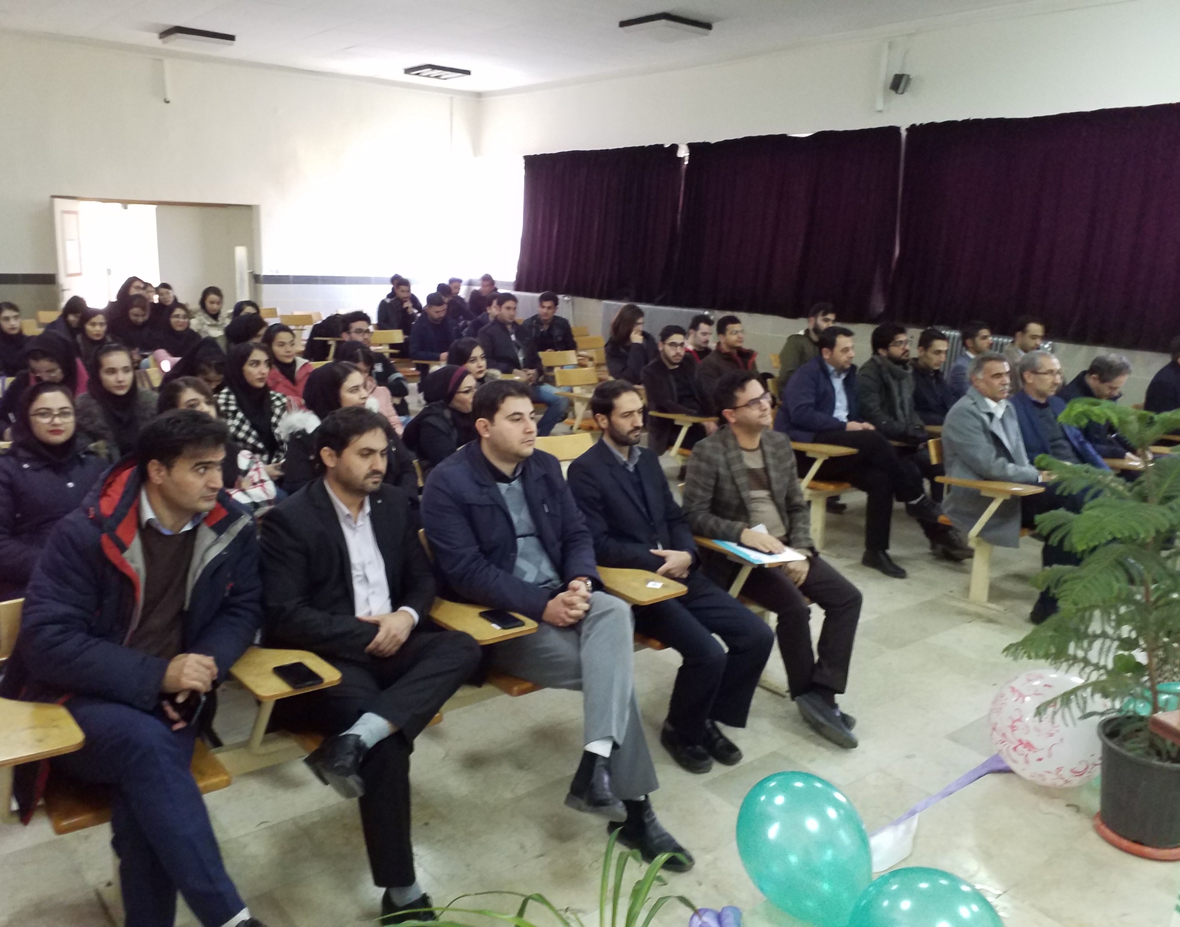 برگزاری آئین معارفه دانشجویان نو ورود علوم دامی به همراه بزرگداشت پروفسور فرهومند در دانشگاه ارومیه