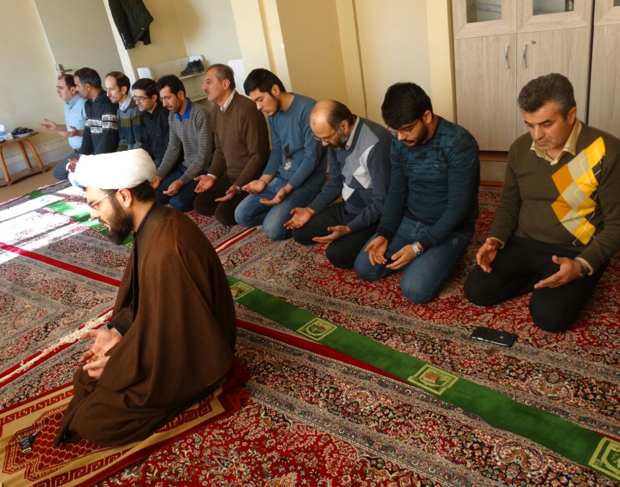 برپایی بزرگداشت شهادت حضرت فاطمه زهرا سلام الله علیها در دانشکده فنی و مهندسی خوی