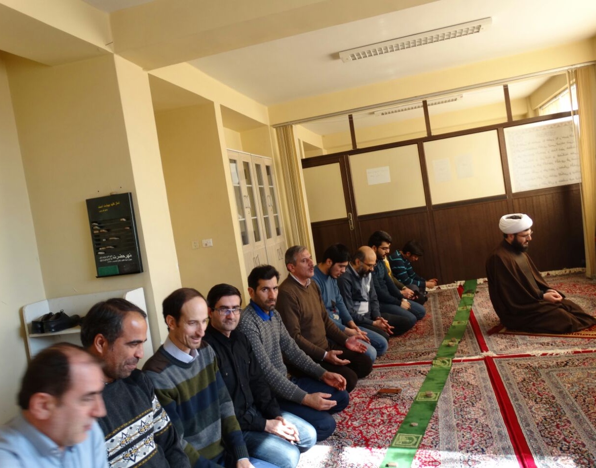 برپایی بزرگداشت شهادت حضرت فاطمه زهرا سلام الله علیها در دانشکده فنی و مهندسی خوی