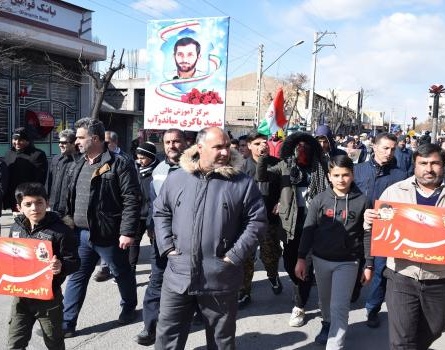 حضور دانشگاهیان مرکز آموزش عالی شهید باکری میاندوآب در راهپیمایی 22 بهمن