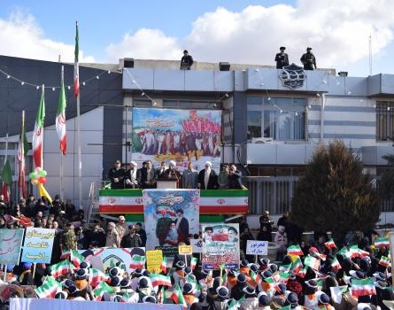 حضور دانشگاهیان مرکز آموزش عالی شهید باکری میاندوآب در راهپیمایی 22 بهمن