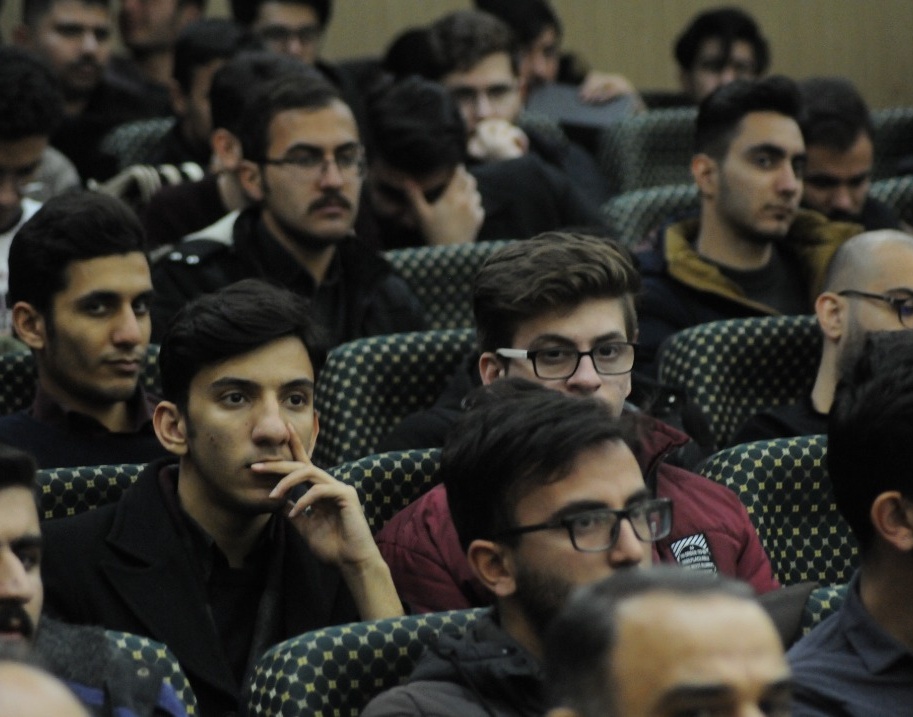 نشست انتخاباتی با حضور ۷ کاندیدا در دانشگاه ارومیه برگزار شد