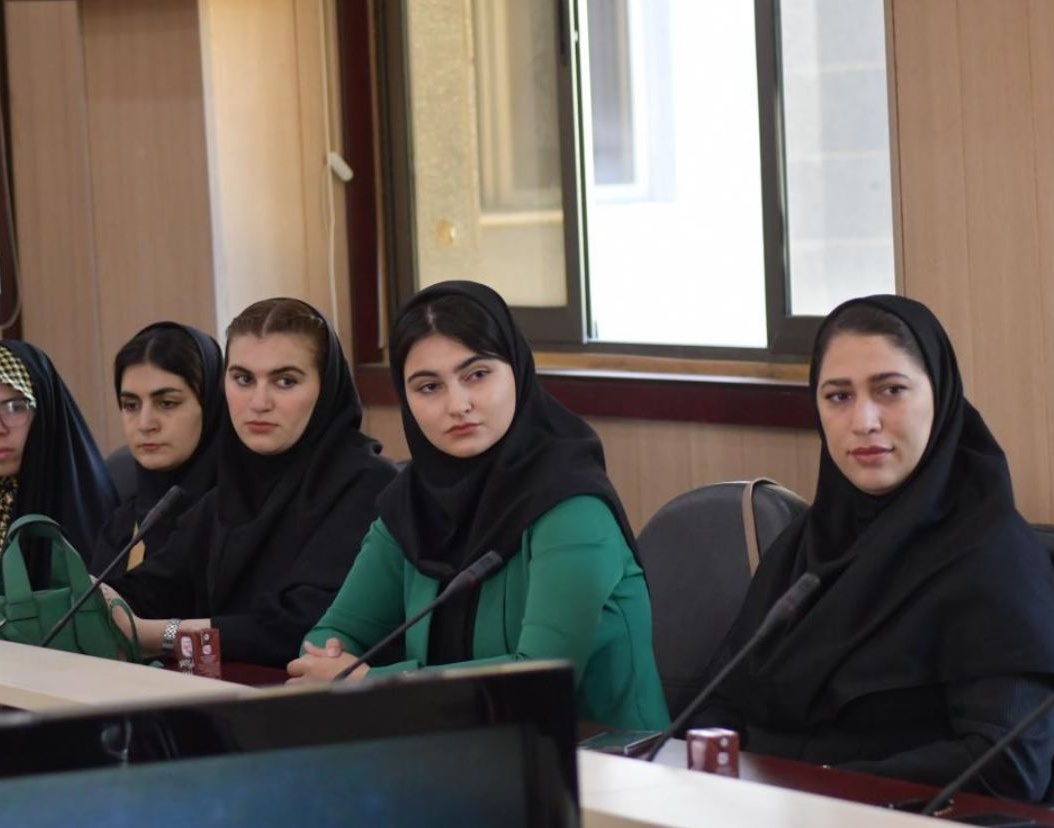 سالروز ورود آزادگان سرافراز به میهن اسلامی ایران گرامیباد