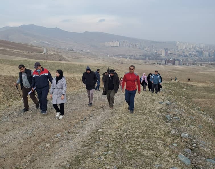 همایش کوهپیمایی خانوادگی بسیجیان دانشگاه ارومیه، بمناسبت گرامیداشت روز و هفته بسیج برگزار شد