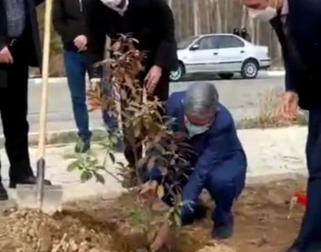 معاونت فرهنگی و دانشجویی دانشگاه ارومیه منتشر کرد: ویدئوکلیپ مراسم روز درختکاری در دانشگاه ارومیه 