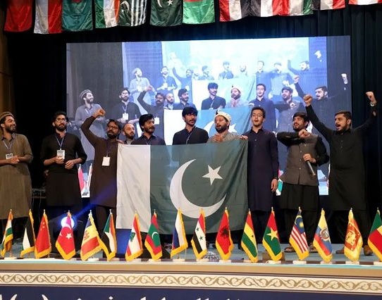 گزارش تصویری | حضور دانشجویان خارجی دانشگاه ارومیه در" جشنواره بین المللی فرهنگ ملل"
