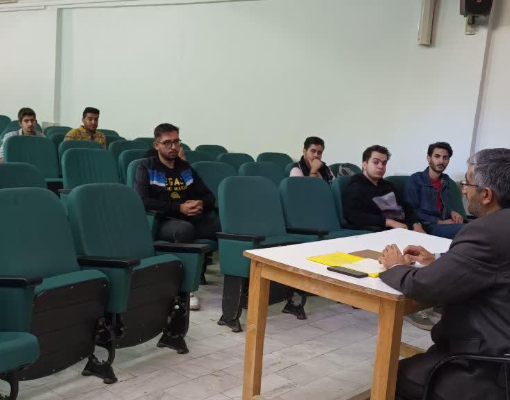 خبر | برگزاری جلسه شورای عمومی کانون فیلم و عکس با حضور مدیریت فرهنگی و اجتماعی دانشگاه