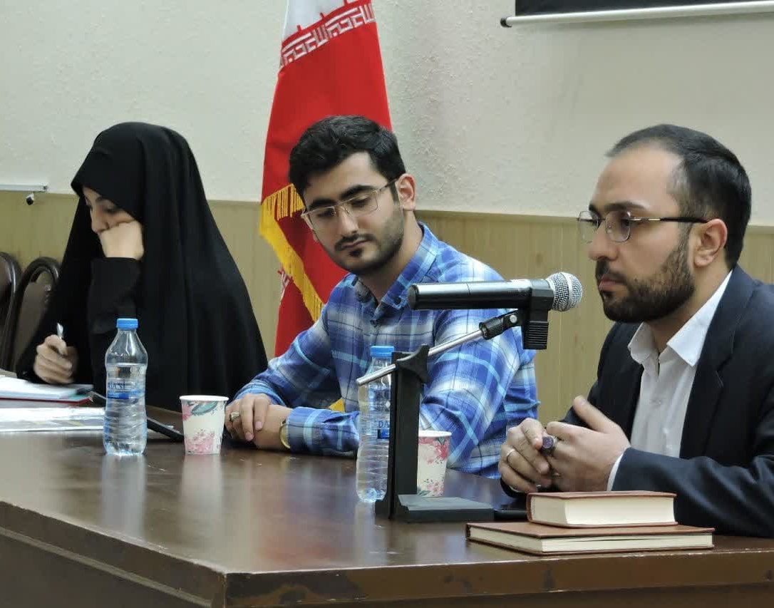 خبر |  کرسی آزاداندیشی با موضوع حکمرانی مردمی در جمهوری اسلامی برگزار شد.