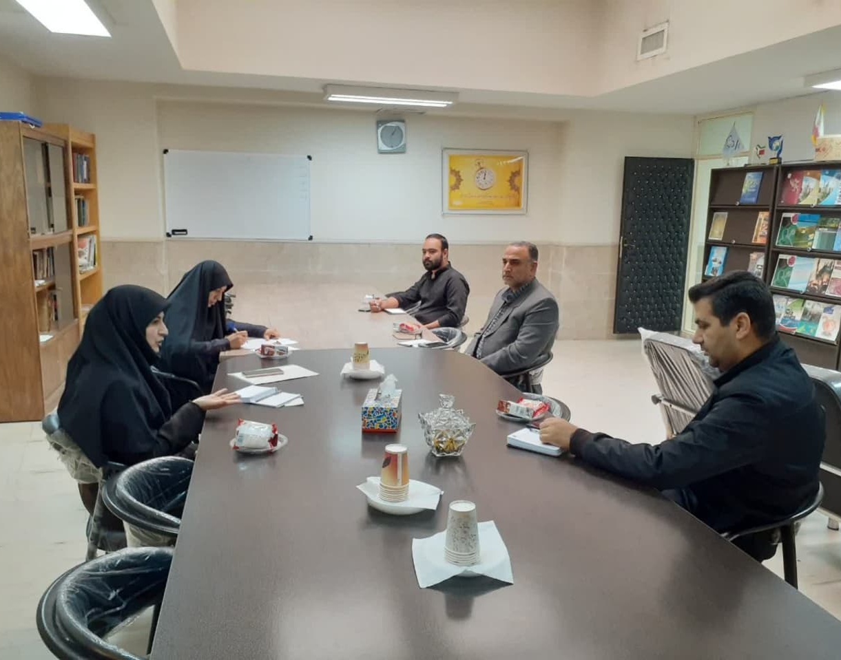 خبر | کمیته فرهنگی و آموزشی شورای راهبردی مدیریت سبز دانشگاه ارومیه تشکیل گردید.