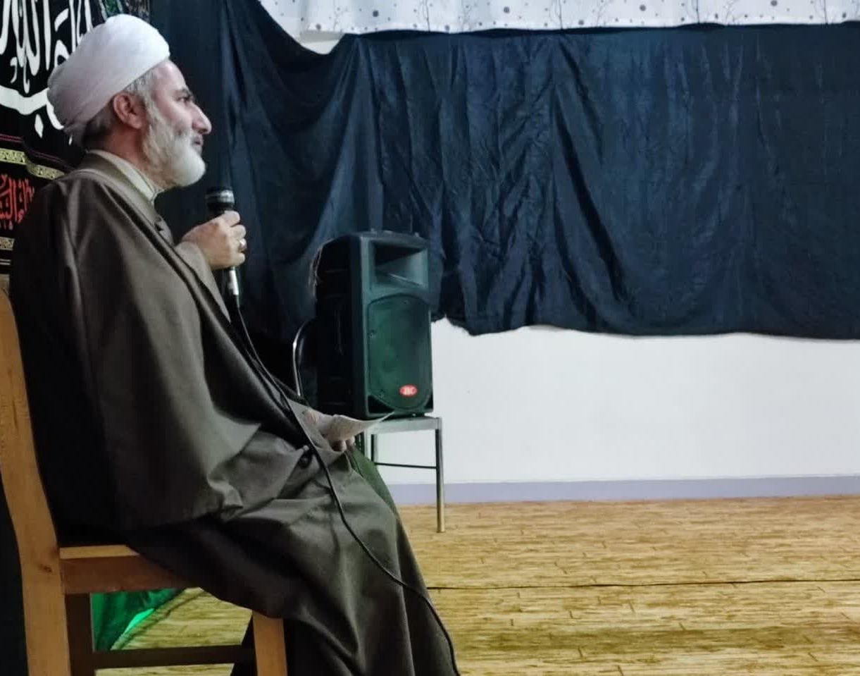 گزارش تصویری | مراسم هفتگی هیئت اباعبدالله الحسین (ع) با حضور مدیرکل امور دانشجویان دانشگاه