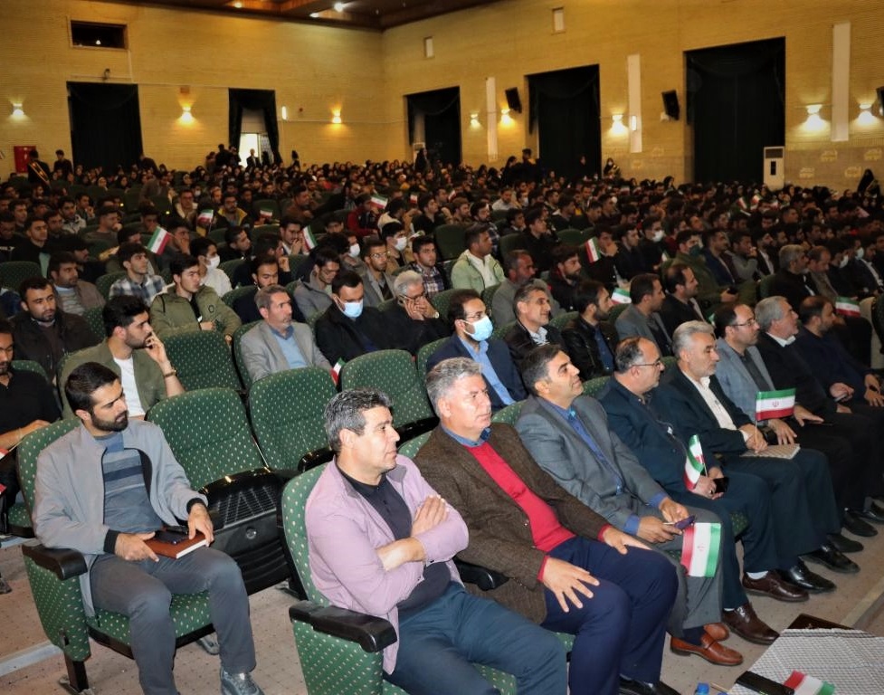 گردهمایی سراسری دانشجویان بسیجی استان آذربایجان غربی در دانشگاه ارومیه