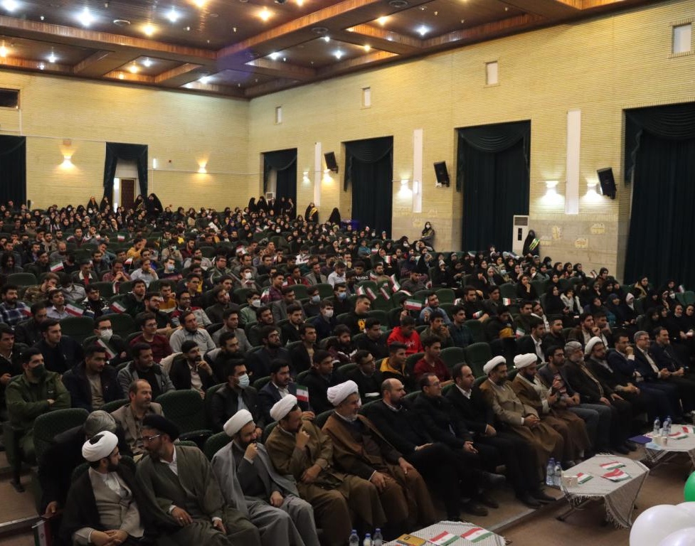 گردهمایی سراسری دانشجویان بسیجی استان آذربایجان غربی در دانشگاه ارومیه