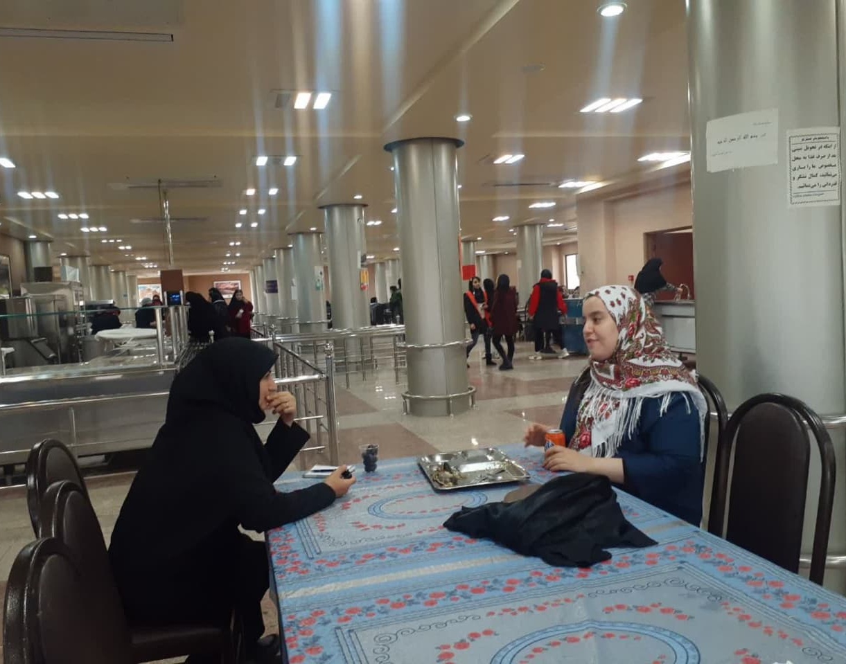 گزارش تصویری حضور مدیر امور فرهنگی و اجتماعی دانشگاه در سلف دانشجویان