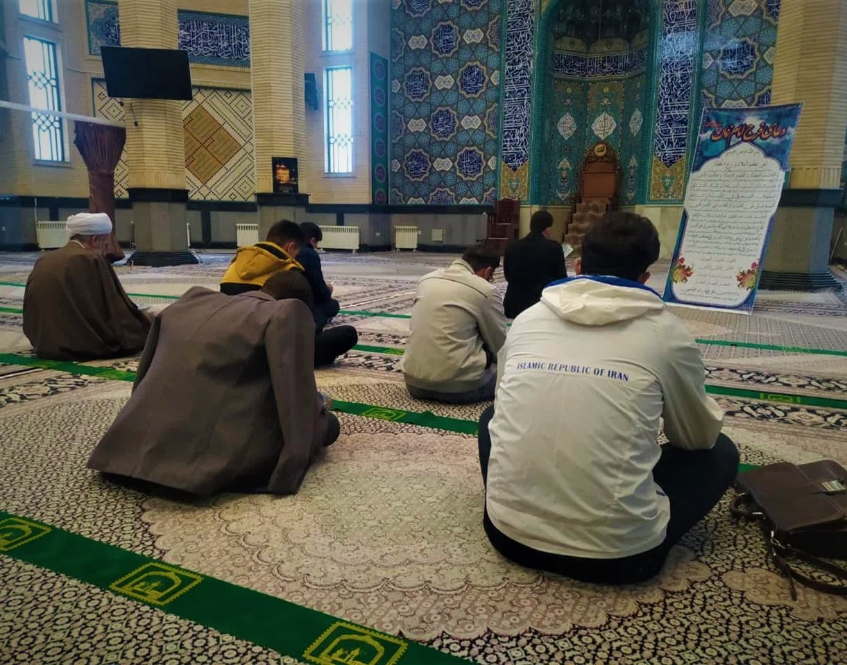 گزارش تصویری برگزاری دعای ندبه در مسجد دانشگاه ارومیه