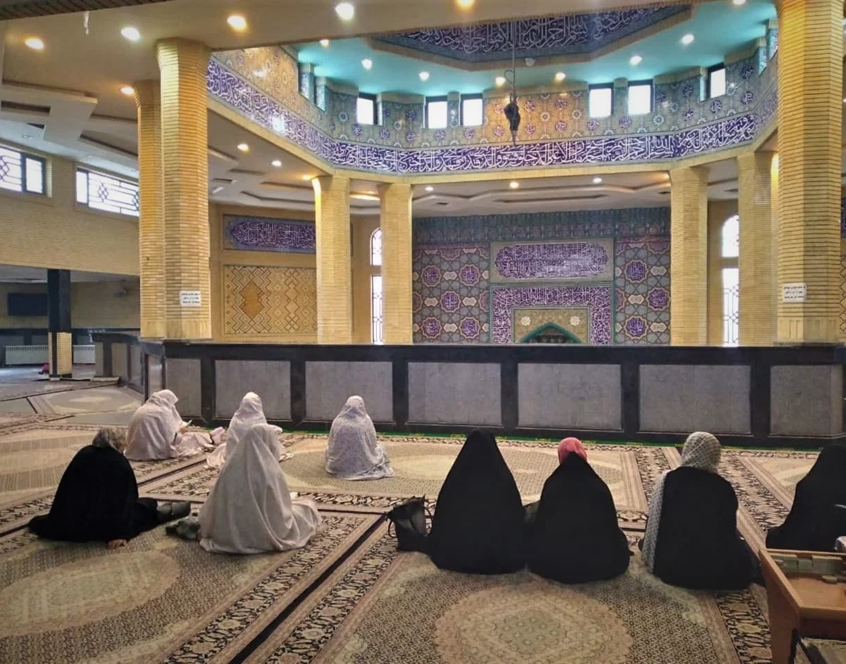 گزارش تصویری برگزاری دعای ندبه در مسجد دانشگاه ارومیه
