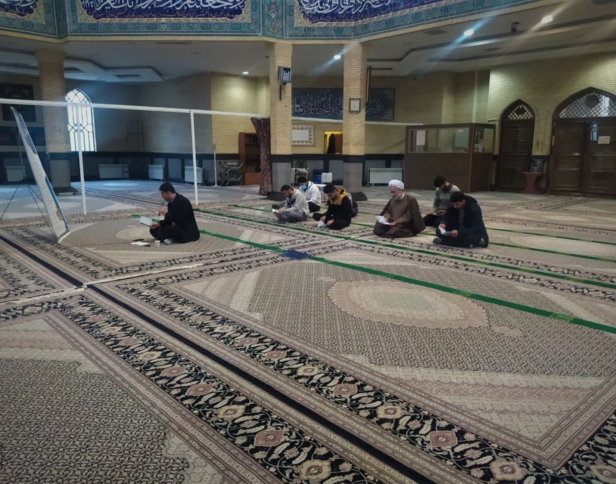 گزارش تصویری برگزاری دعای ندبه در مسجد دانشگاه ارومیه