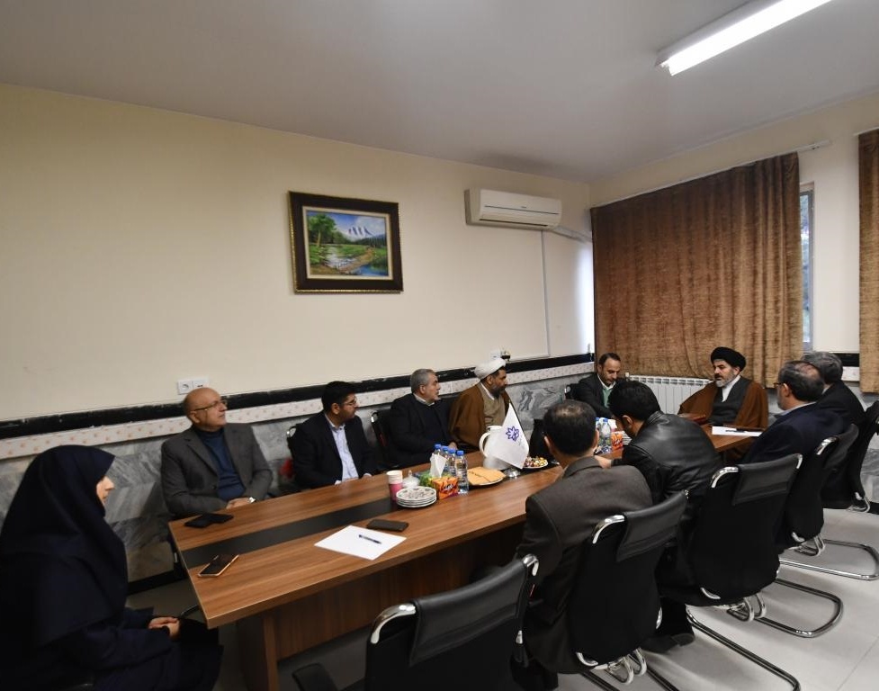 دیدار نماینده ولی فقیه در آذربایجان غربی با معاون فرهنگی اجتماعی وزارت علوم، تحقیقات و فناوری