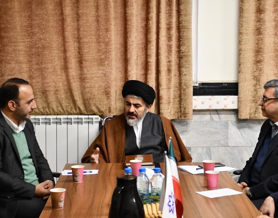دیدار نماینده ولی فقیه در آذربایجان غربی با معاون فرهنگی اجتماعی وزارت علوم، تحقیقات و فناوری