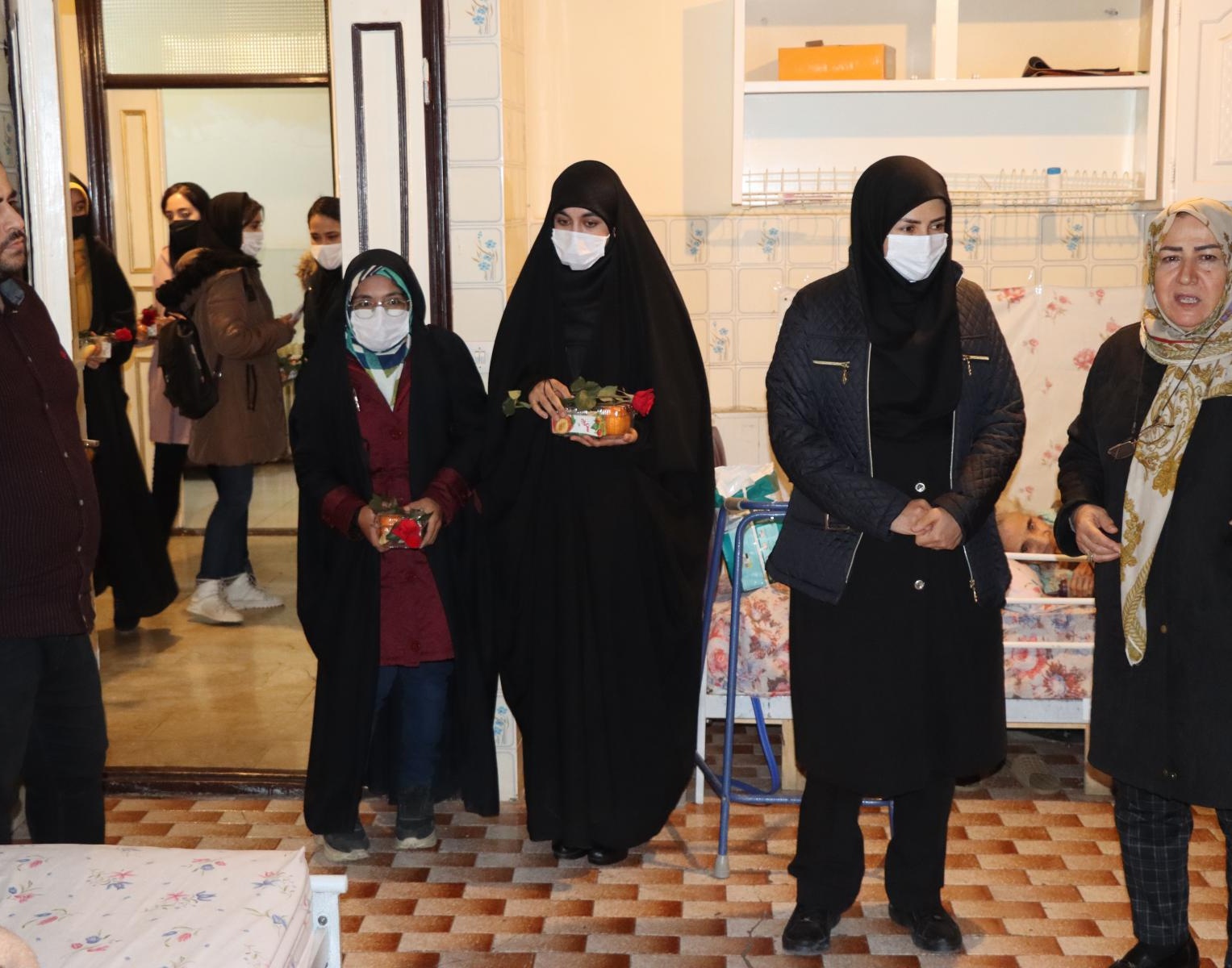 بازدید دانشجویان دانشگاه ارومیه از خانه سالمندان محسنین