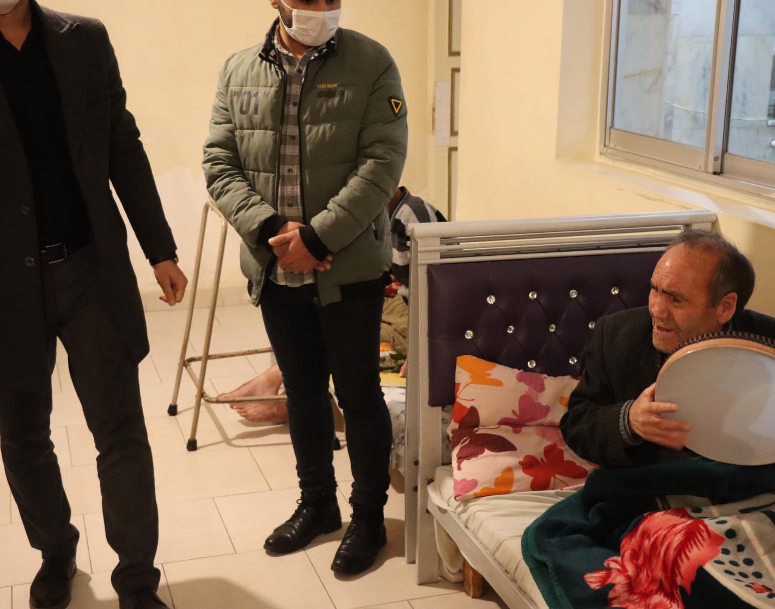 بازدید دانشجویان دانشگاه ارومیه از خانه سالمندان محسنین