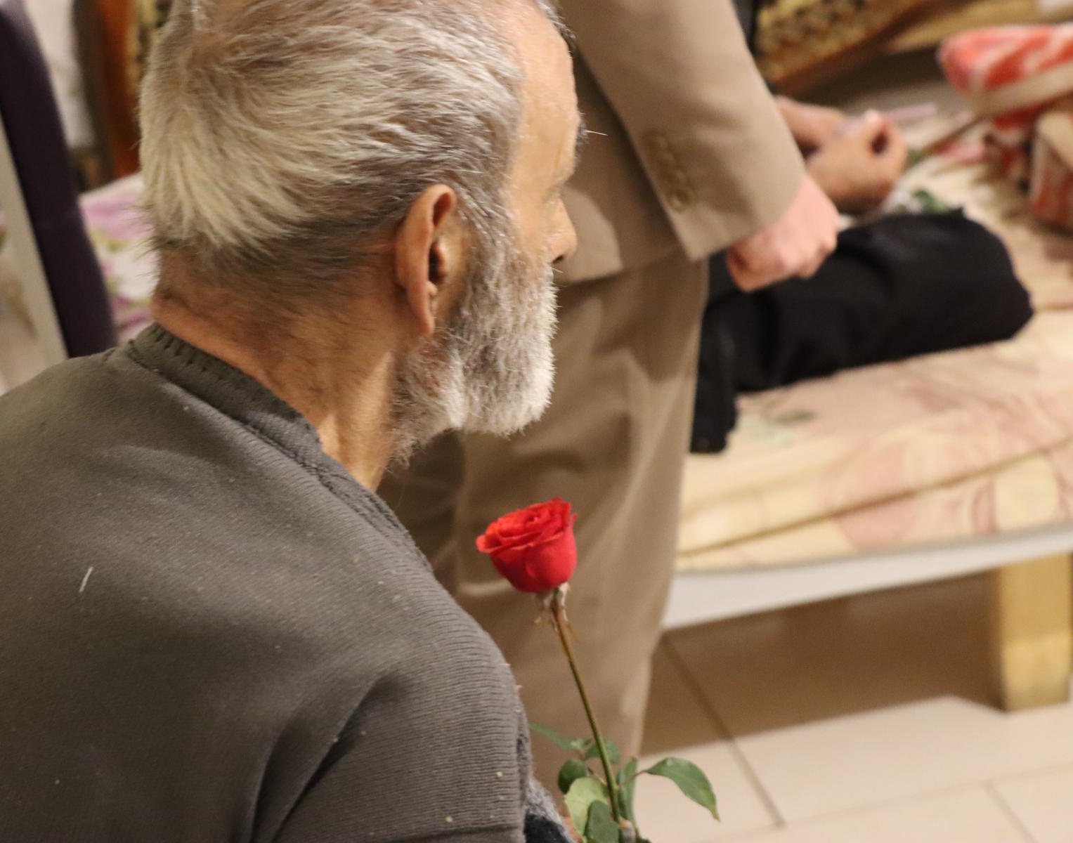 بازدید دانشجویان دانشگاه ارومیه از خانه سالمندان محسنین