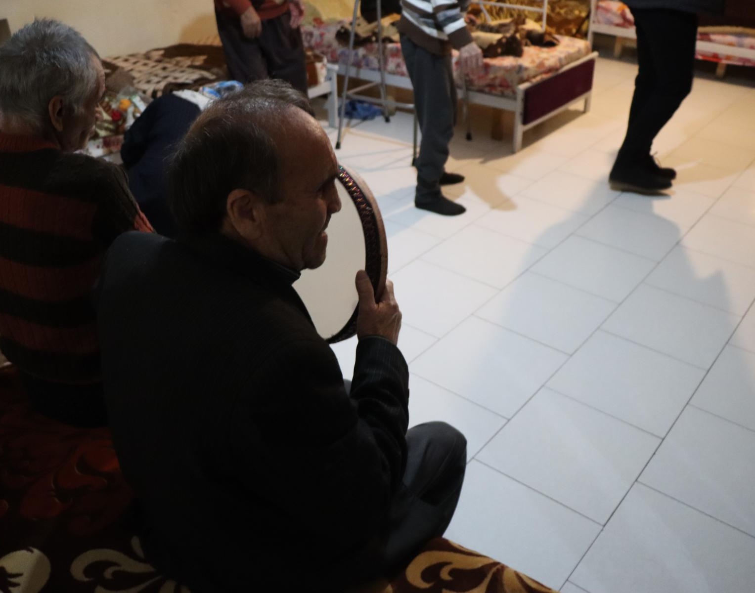 بازدید دانشجویان دانشگاه ارومیه از خانه سالمندان محسنین