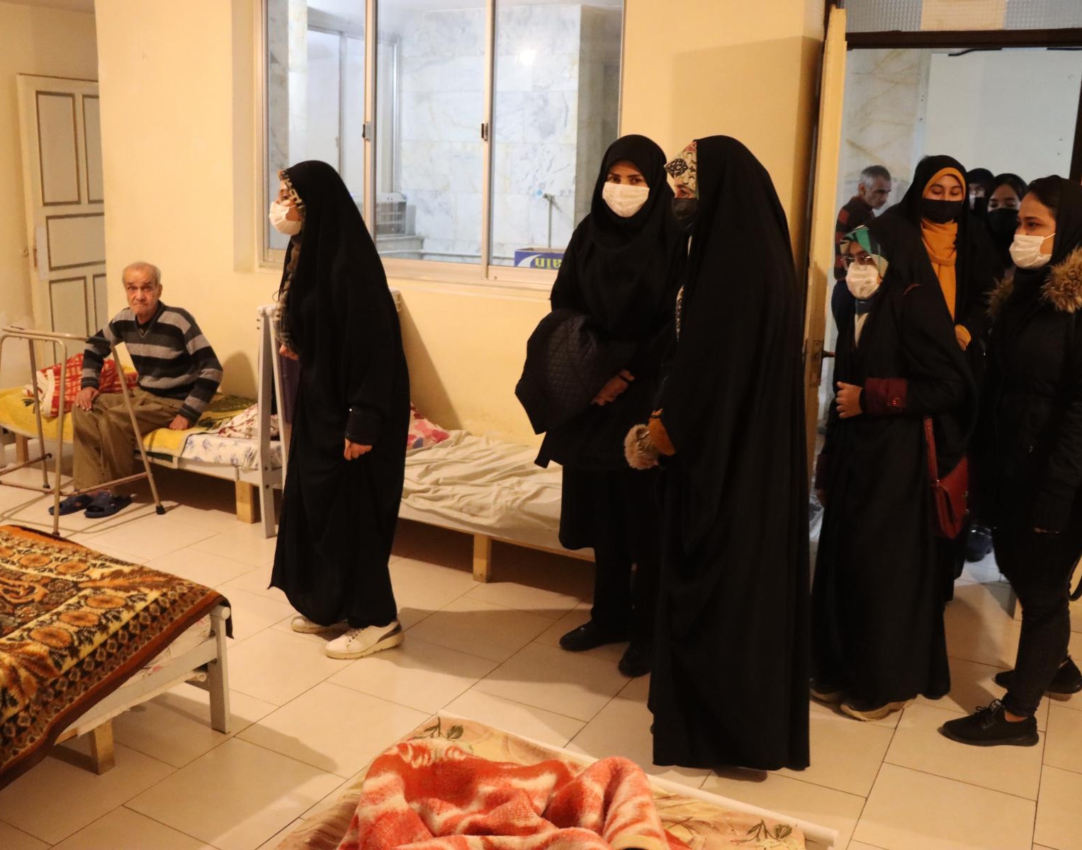 بازدید دانشجویان دانشگاه ارومیه از خانه سالمندان محسنین