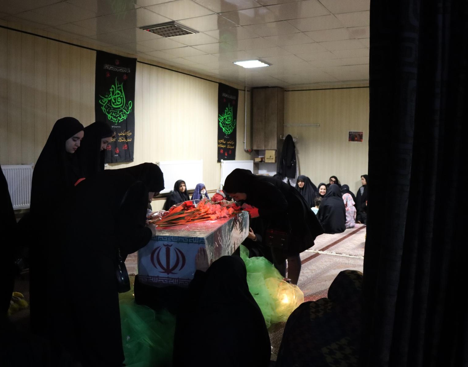گزارش برگزاری مراسم عزاداری شهادت حضرت فاطمه (س) متبرک به پیکر شهید گمنام