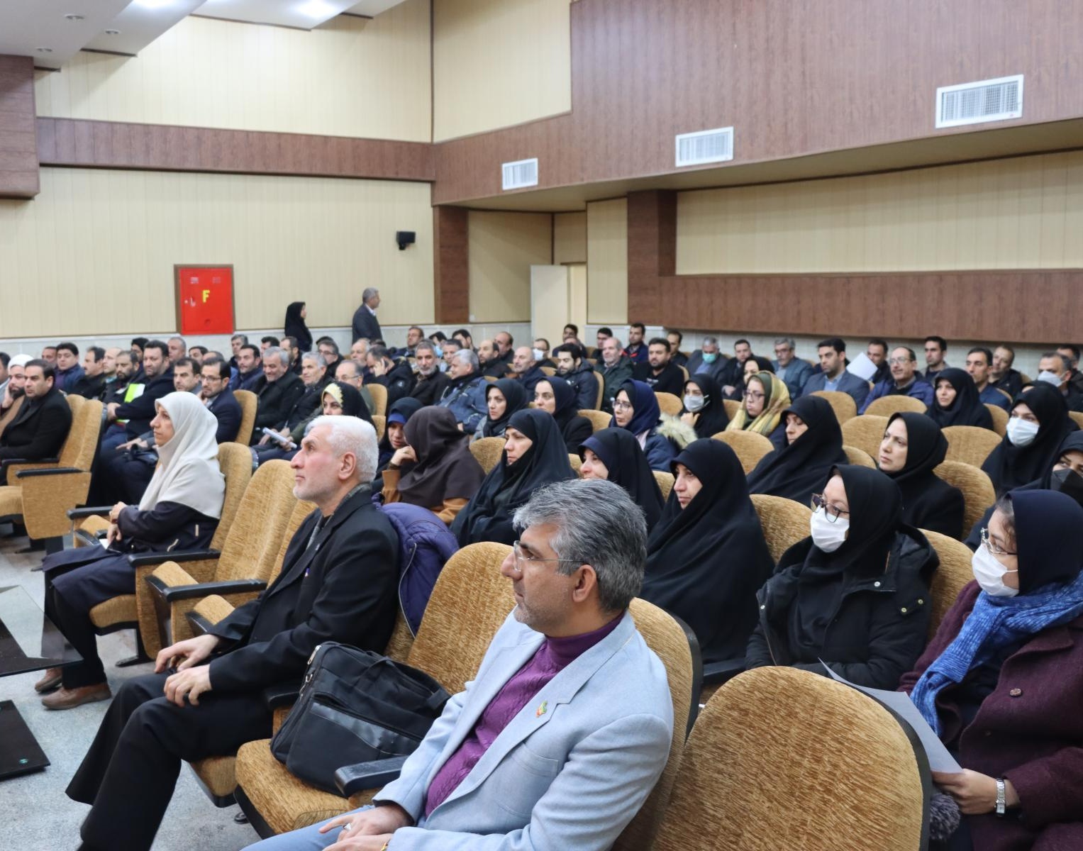 اولین نشست کارکنان بسیجی دانشگاه ارومیه برگزار شد...
