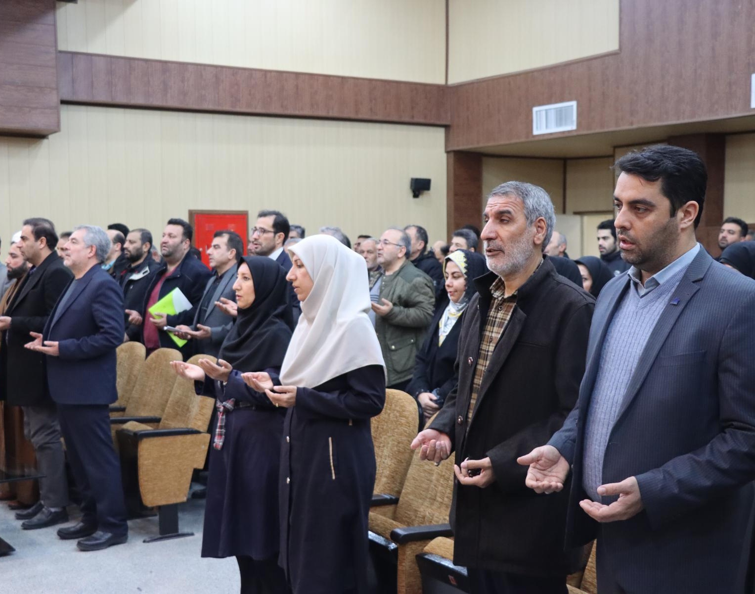 اولین نشست کارکنان بسیجی دانشگاه ارومیه برگزار شد...