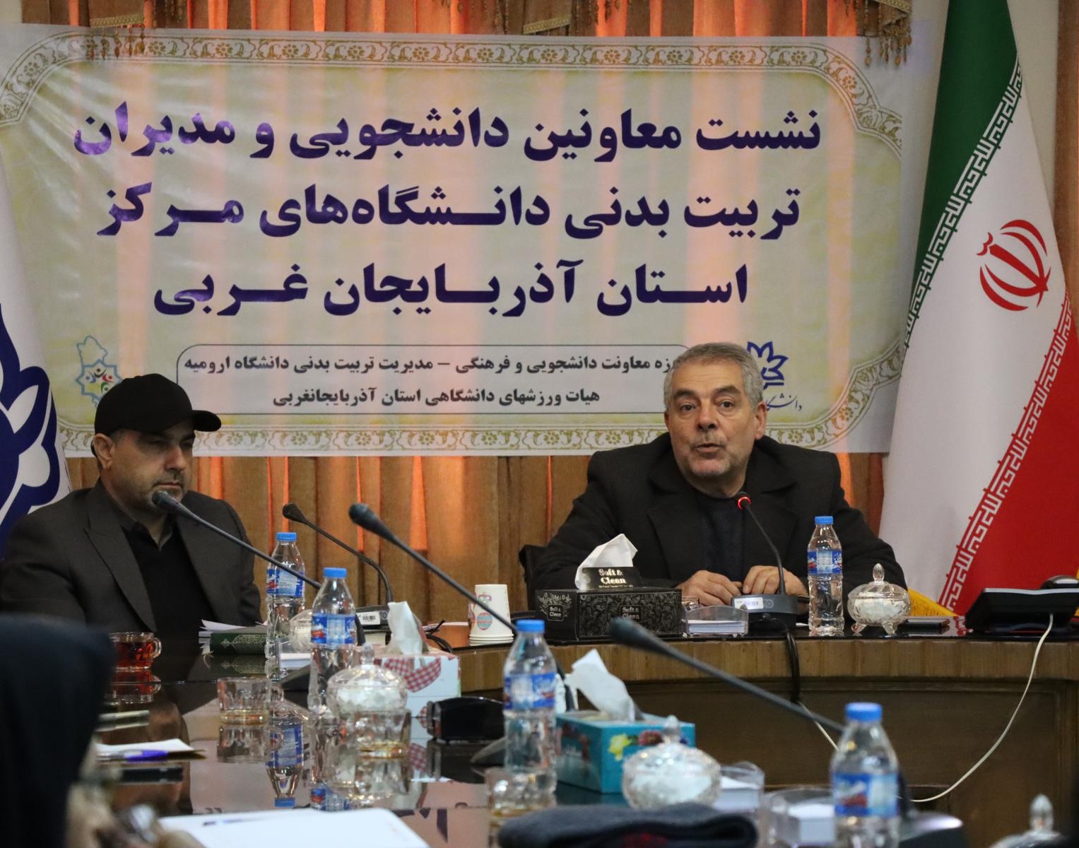 برگزاری نشست معاونین دانشجویی و مدیران تربیت بدنی دانشگاه‌‎های مرکز استان