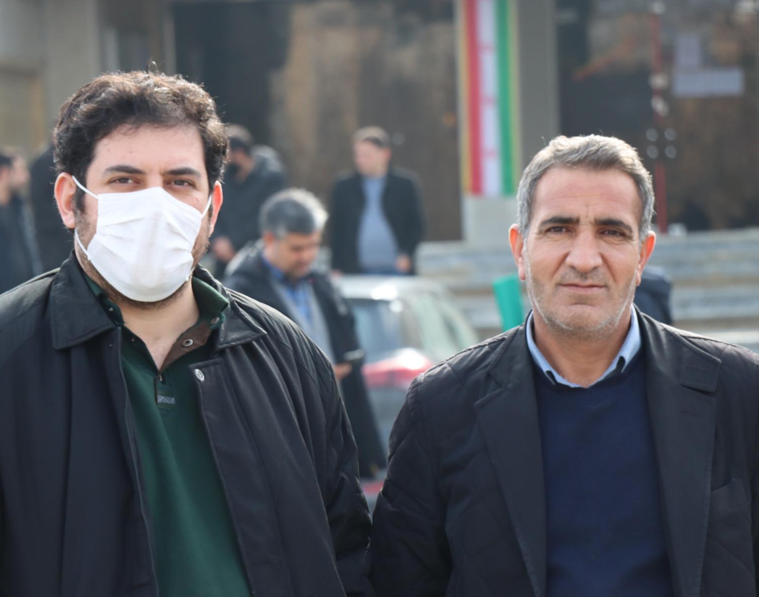 غبارروبی مزار شهدا گمنام، اهتزاز پرچم و راهپیمایی همگانی همزمان با آغاز دهه فجر 