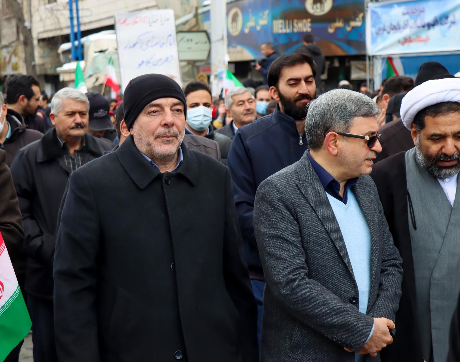 حضور کارکنان، اساتید و دانشجویان دانشگاه ارومیه در راهپیمایی 22 بهمن 1401