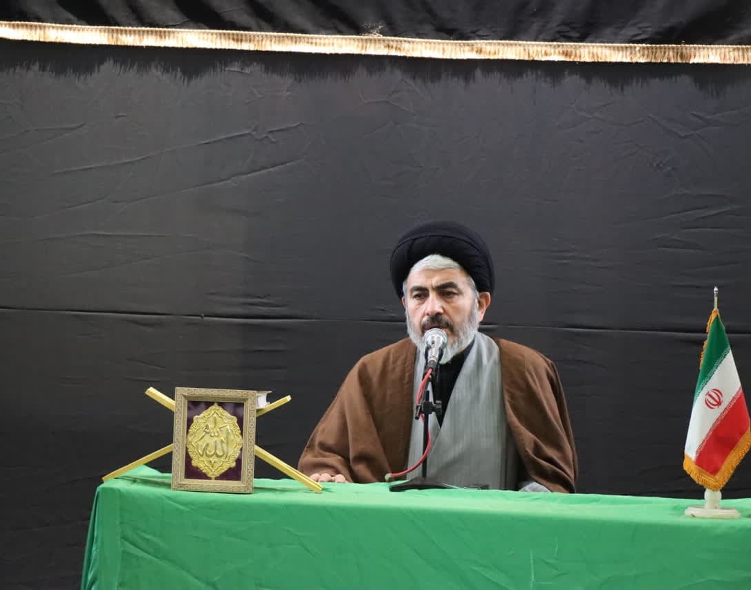 گزارش تصویری محفل انس با قرآن کریم در مسجد دانشگاه ارومیه