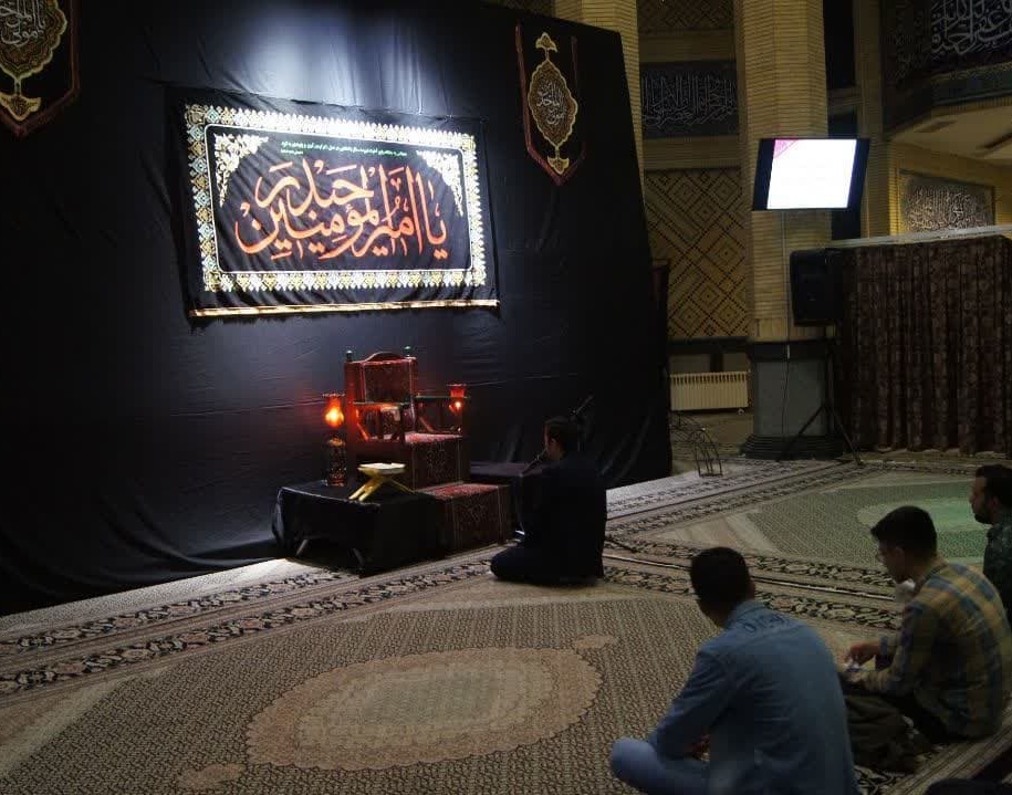 گزارش تصویری مراسم احیای دومین شب قدر سال 1402 در مسجد دانشگاه ارومیه
