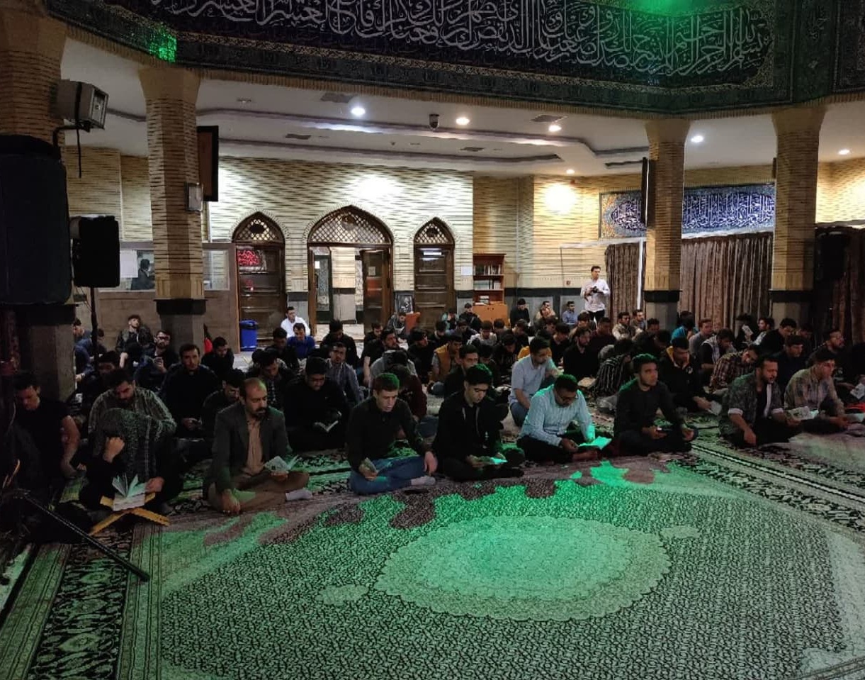 گزارش تصویری مراسم احیای دومین شب قدر سال 1402 در مسجد دانشگاه ارومیه