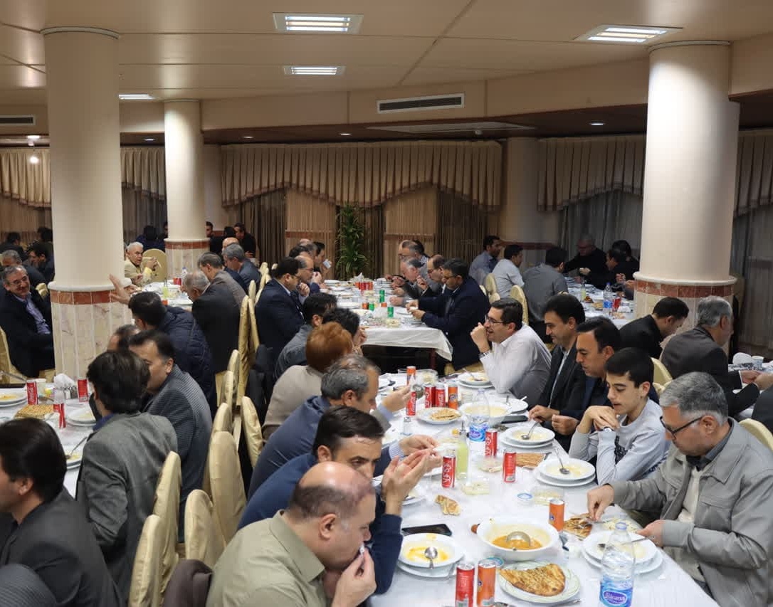 گزارش تصویری ضیافت بزرگ افطاری دانشگاه ارومیه