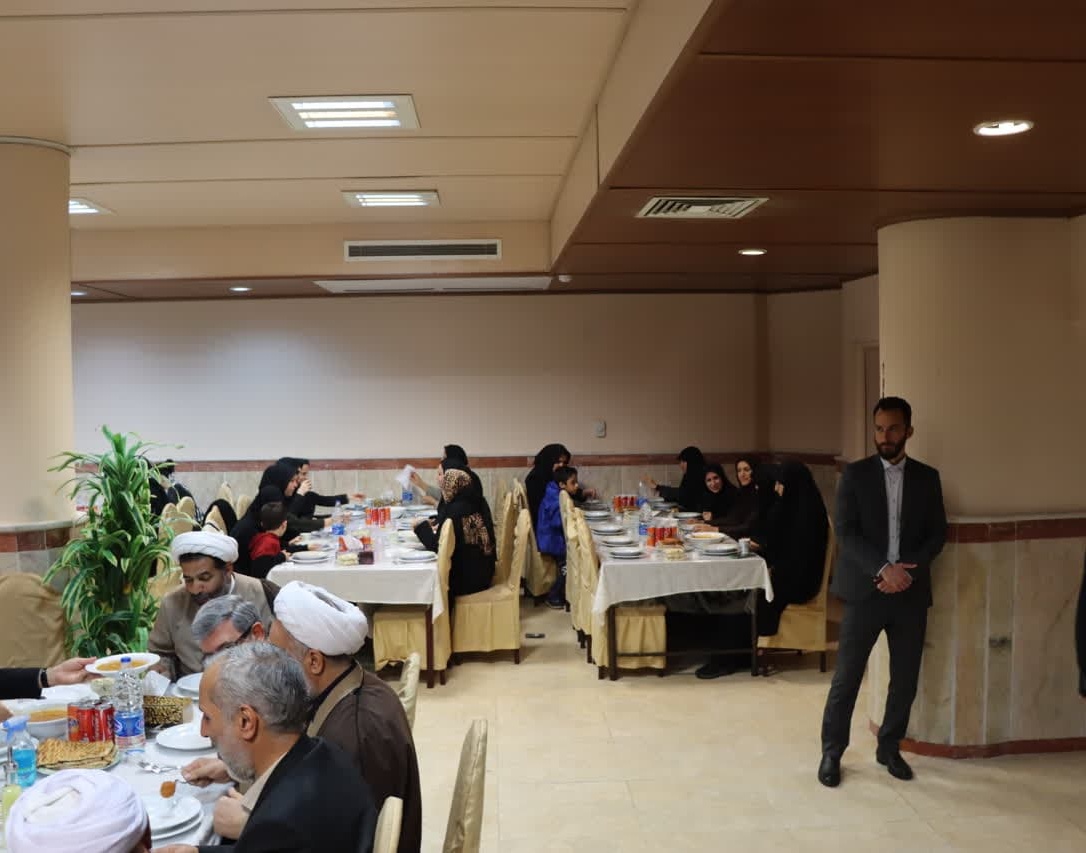گزارش تصویری ضیافت بزرگ افطاری دانشگاه ارومیه