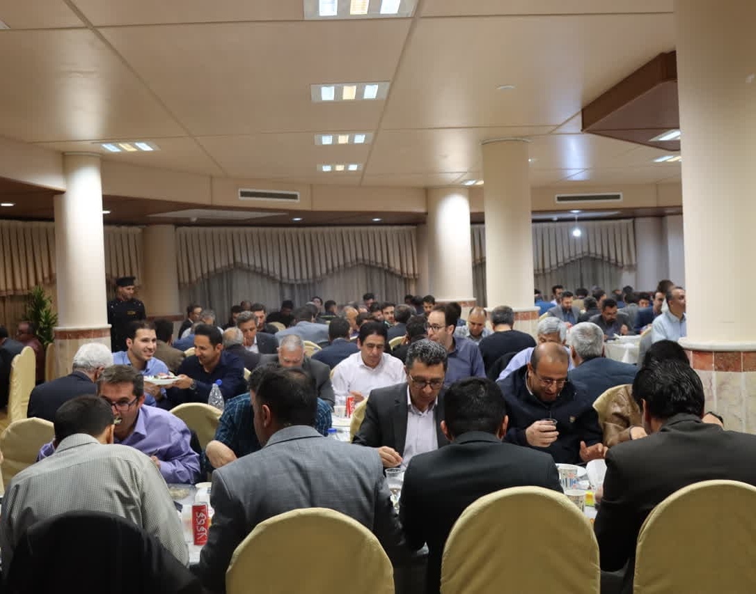 گزارش تصویری ضیافت بزرگ افطاری دانشگاه ارومیه