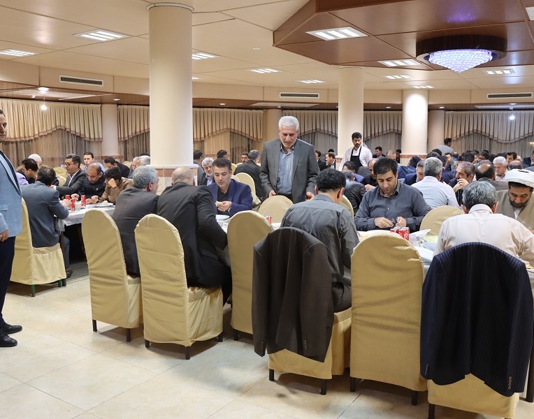 گزارش تصویری ضیافت بزرگ افطاری دانشگاه ارومیه