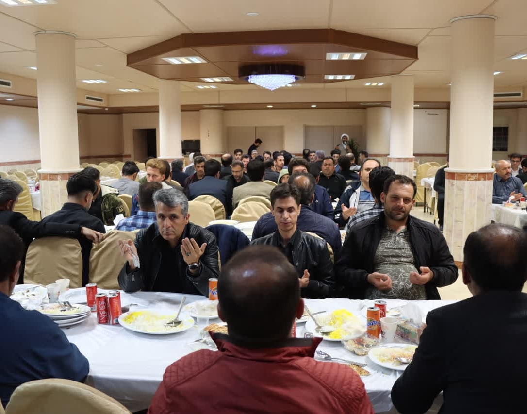 گزارش تصویری ضیافت بزرگ افطاری دانشگاه ارومیه