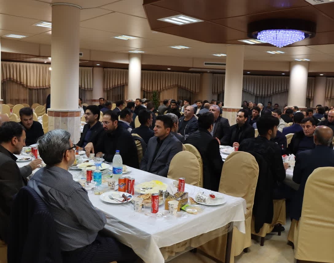 گزارش تصویری ضیافت بزرگ افطاری دانشگاه ارومیه