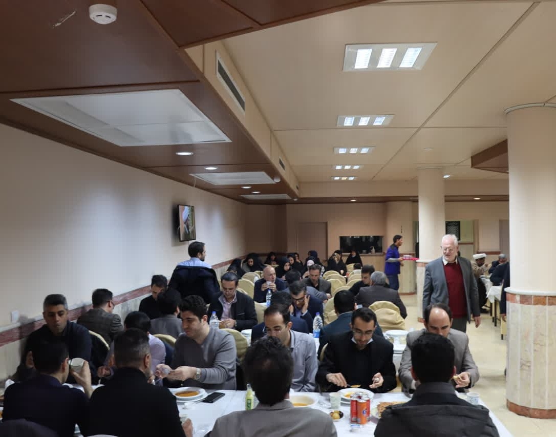 گزارش تصویری ضیافت بزرگ افطاری دانشگاه ارومیه