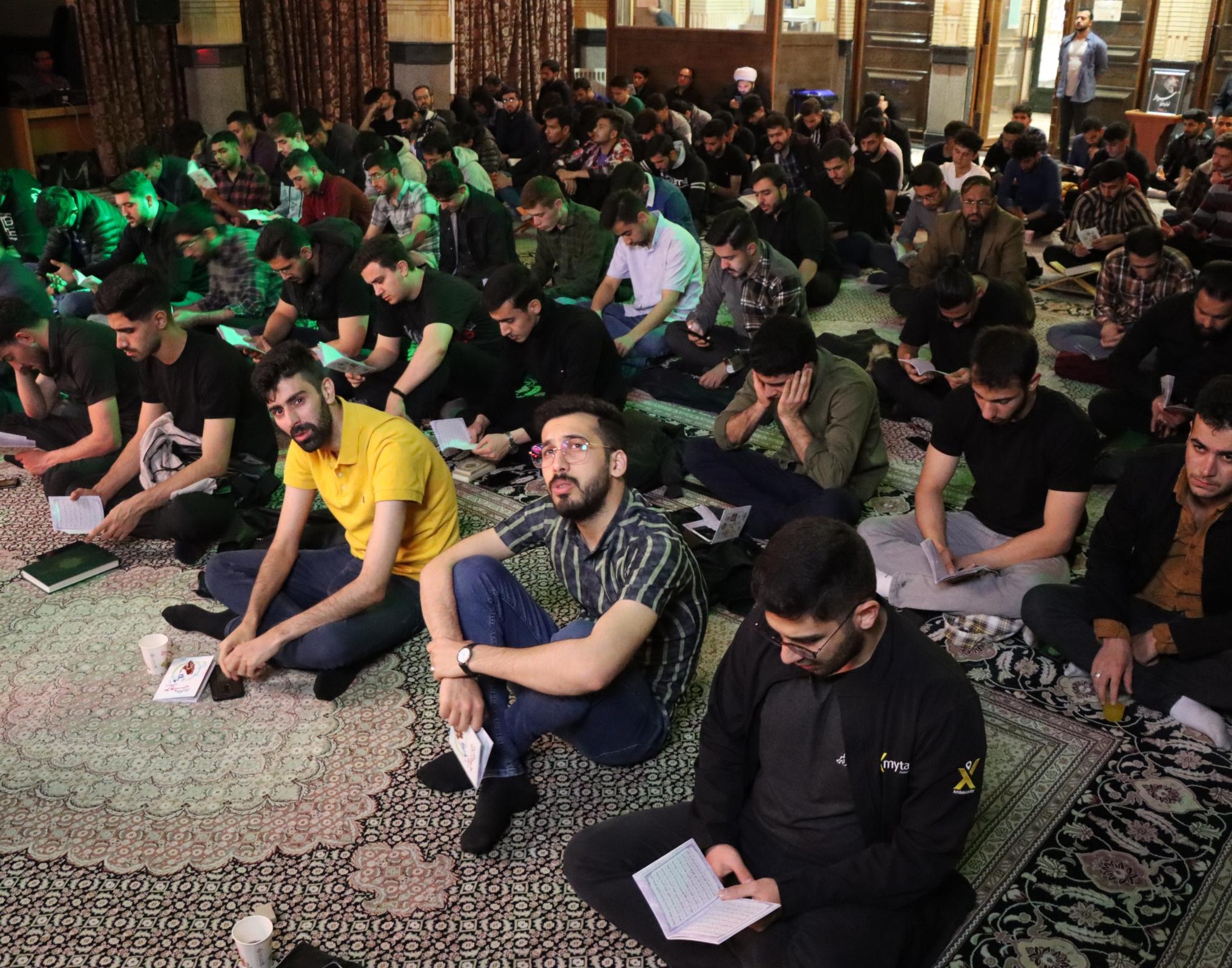 گزارش تصویری مراسم احیای سومین شب قدر سال 1402 در مسجد دانشگاه ارومیه