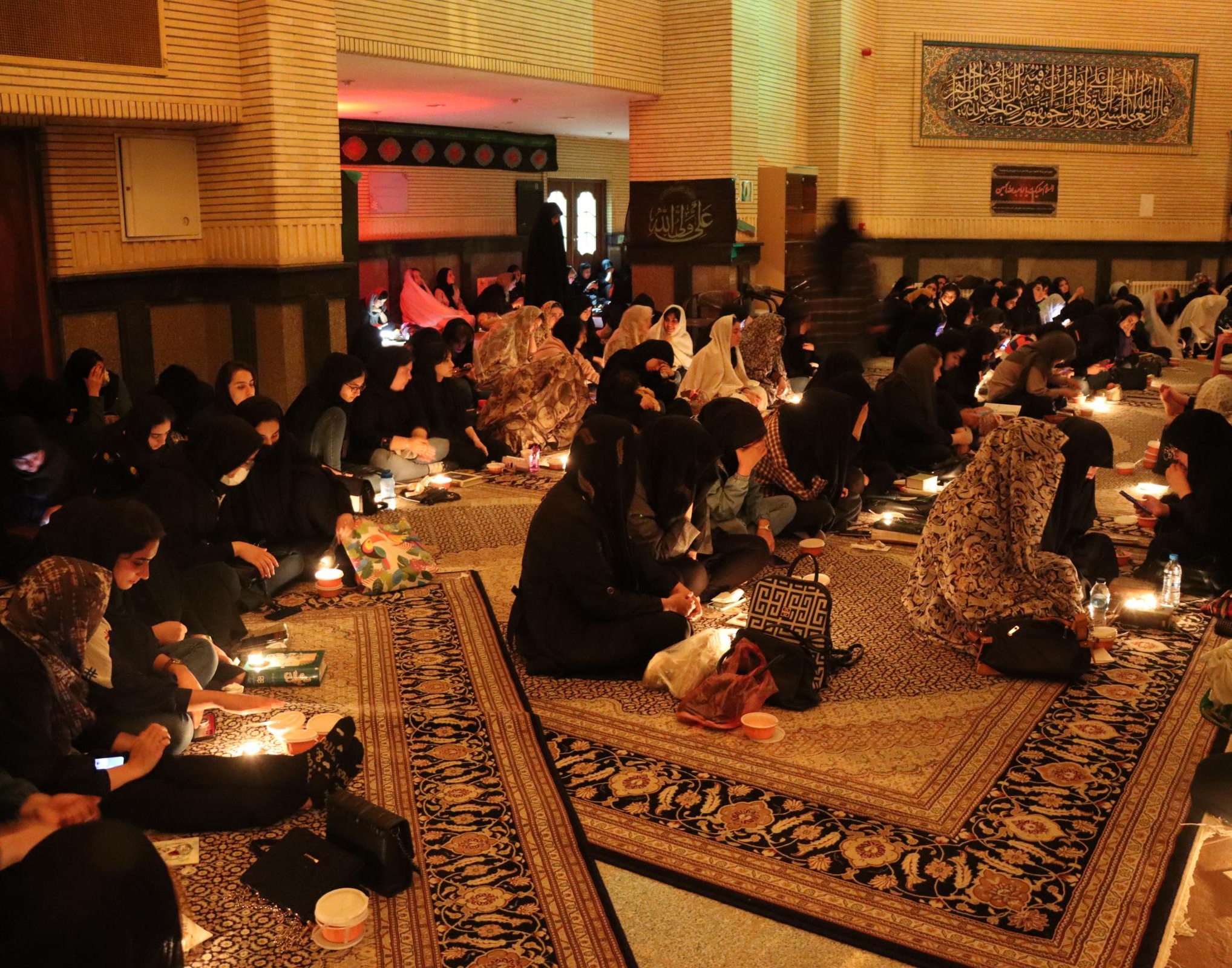 گزارش تصویری مراسم احیای سومین شب قدر سال 1402 در مسجد دانشگاه ارومیه