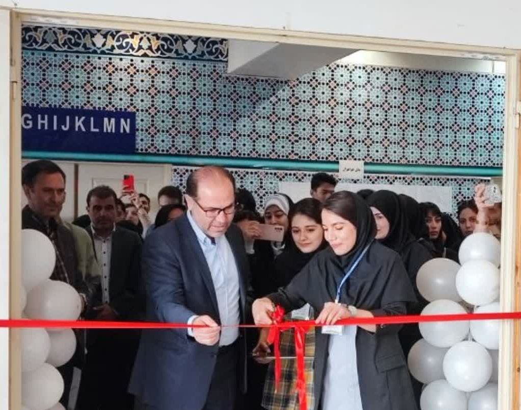 افتتاحیه اولین نمایشگاه و فروشگاه آثار هنری ذهن کهکشانی