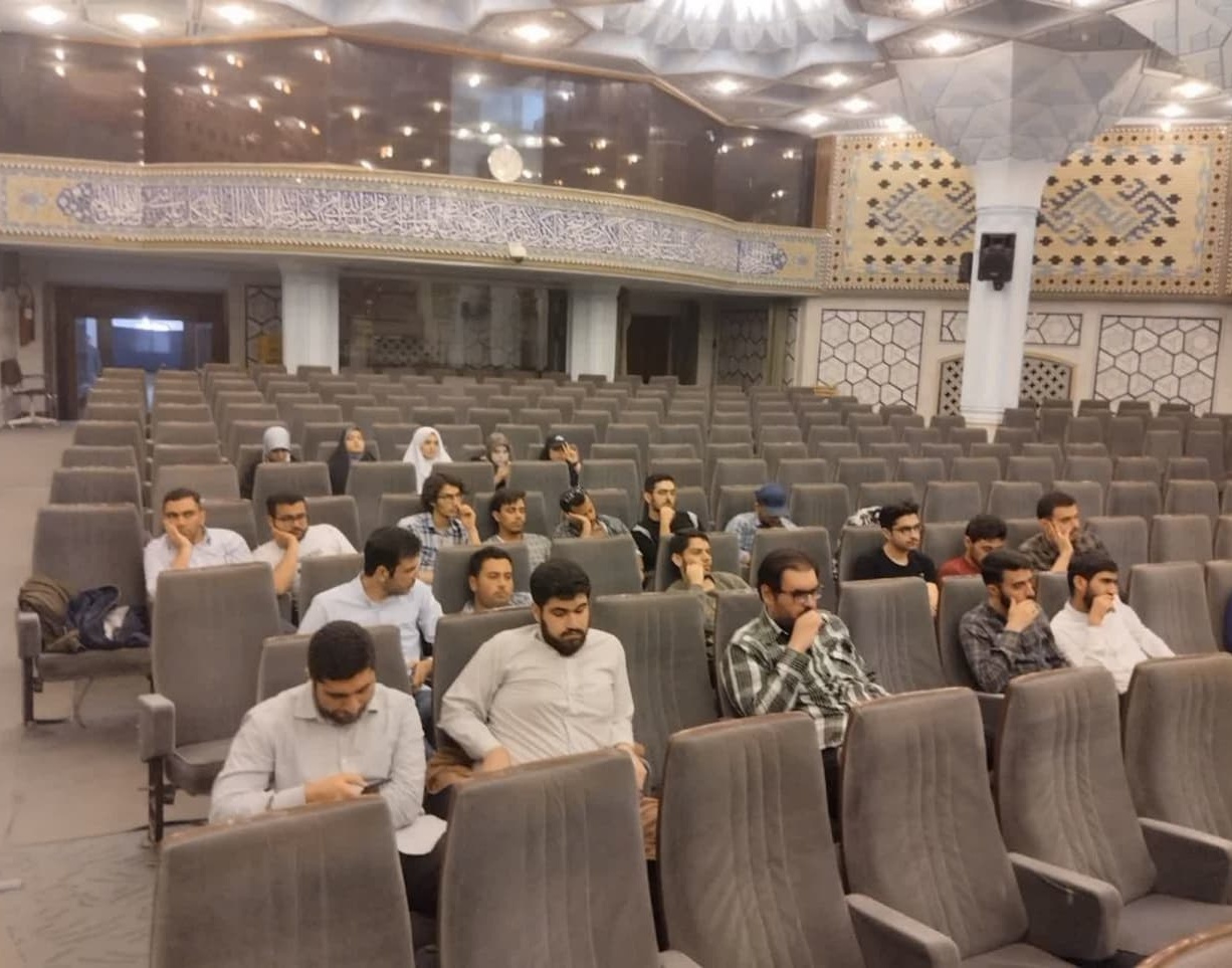 گزارش تصویری حضور دانشجویان دانشگاه ارومیه در موسسه آموزشی و پژوهشی امام خمینی(ره)
