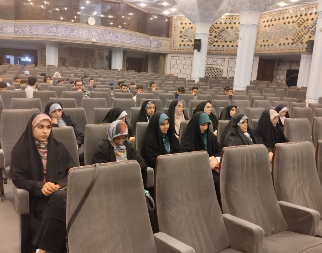 گزارش تصویری حضور دانشجویان دانشگاه ارومیه در موسسه آموزشی و پژوهشی امام خمینی(ره)