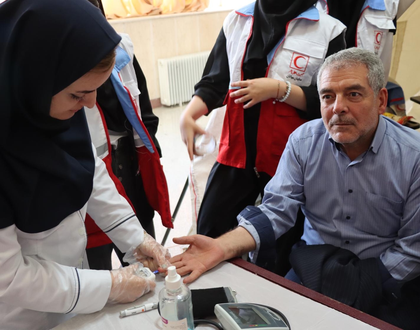 بازدید هیئت رئیسه دانشگاه از ششمین جشنواره درون دانشگاهی رویش - حرکت دانشگاه ارومیه
